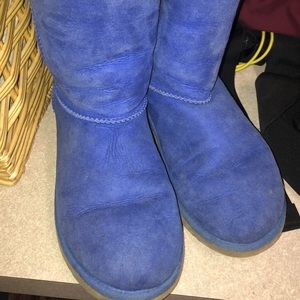 Great Condition Blue Uggs!!!